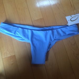 Brand new cheeky bikini bottoms