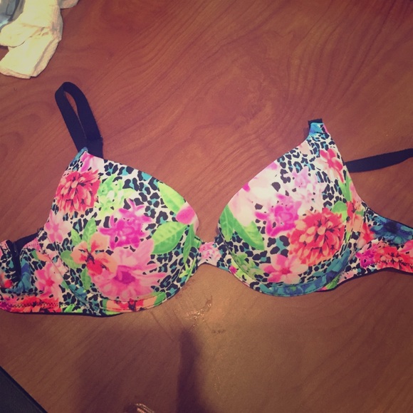 PINK 32B bra