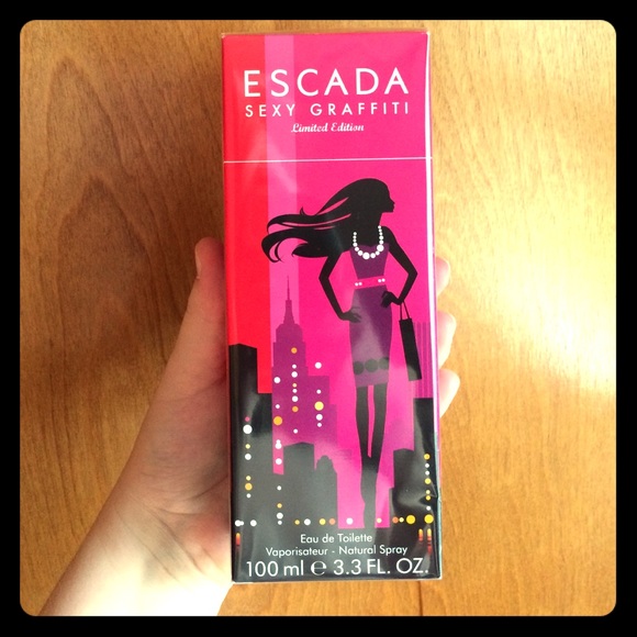 Escada Sexy Graffiti perfume