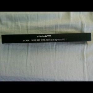 MAC Eye Kohl