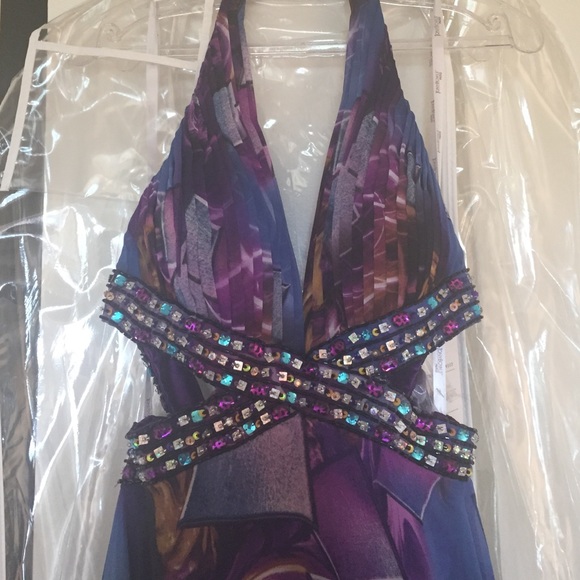 ✨Moving Sale Must Go✨Tony Bowls Paris prom/pageant