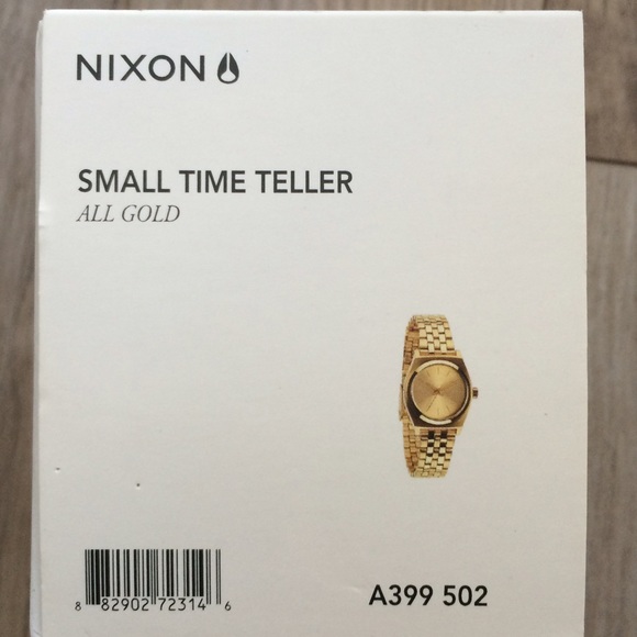 ‼️SOLD‼️ Nixon Small Time Teller in all Gold - Picture 2 of 3