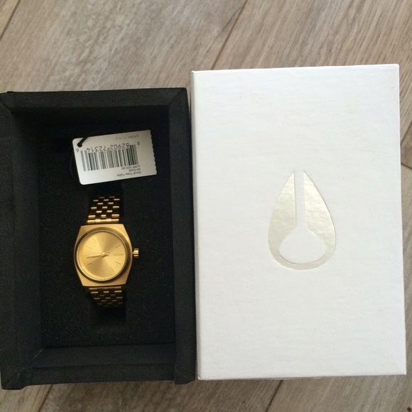 ‼️SOLD‼️ Nixon Small Time Teller in all Gold - Picture 3 of 3