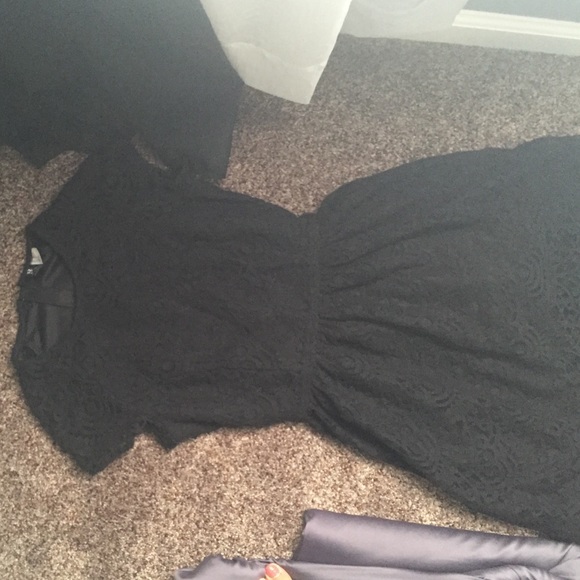 H&M black lace dress size 4