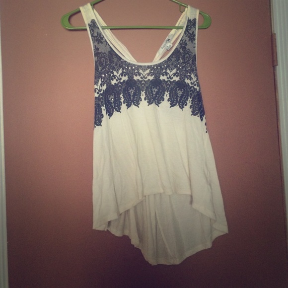 High low razor back designed tank top