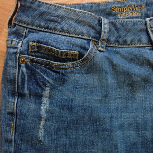 Simply Vera Wang Capris - Picture 4 of 4