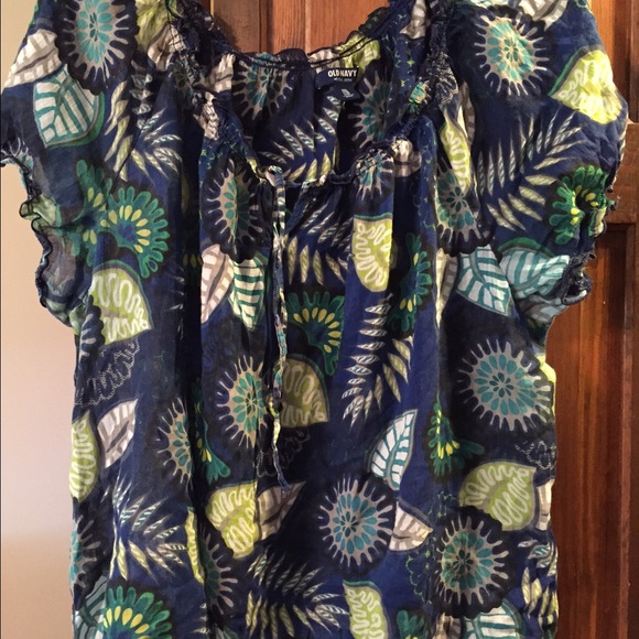 Old navy cute floral top xxl 2x