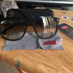 Ray-ban sunglasses 😎