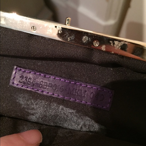 Authentic purple fendi evening vanity bag - Picture 3 of 4