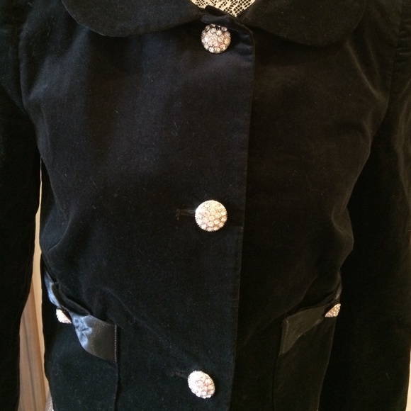 Lilly Pulitzer 🎉HOST PICK🎉 Black Velvet Jacket - Picture 2 of 4
