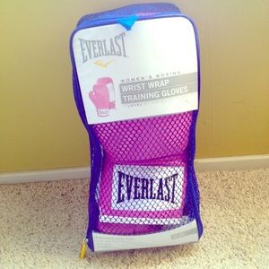 Everlast pink boxing gloves 12 oz *NEW*