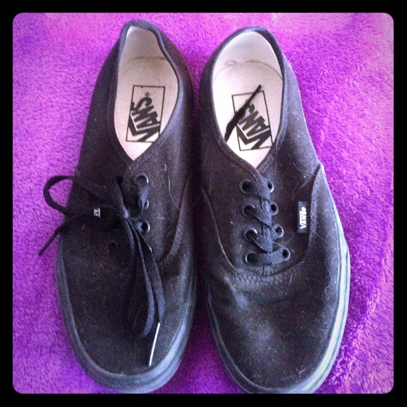 Black Vans size 7 (women's)