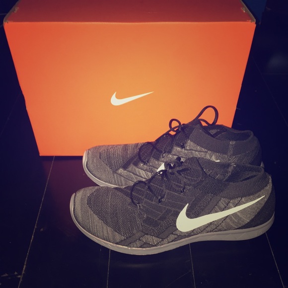 Nike Shoes - Flyknit 3.o