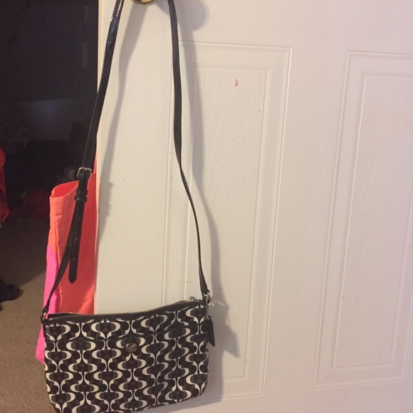 Coach purse - Picture 3 of 4