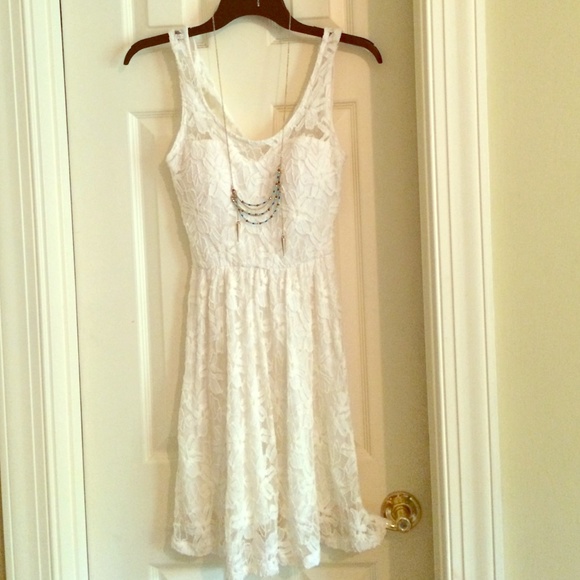 White lace dress