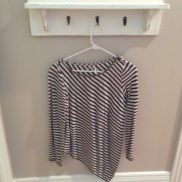 Max Studio Brown and White Angled Top