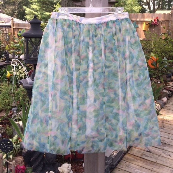 japanese naked sex art lauren conrad floral skirt