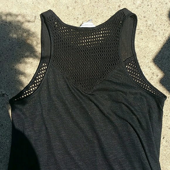 Black loose tank top - Picture 3 of 4