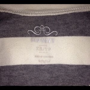 Old Navy long sleeved striped v-neck shirt