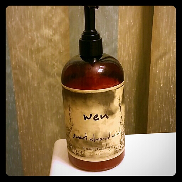 Wen sweet almond mint shampoo cleanser