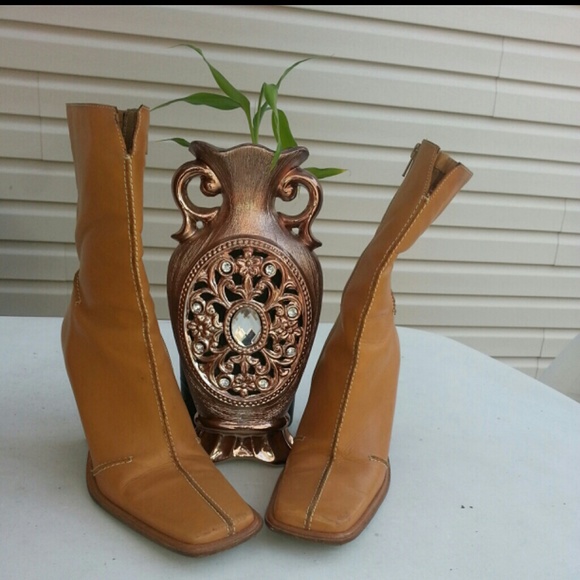 โจHPโจGorgeous Boots - Picture 2 of 5