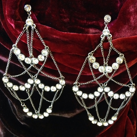 GEorgous Rhinestone Earrings!!!!