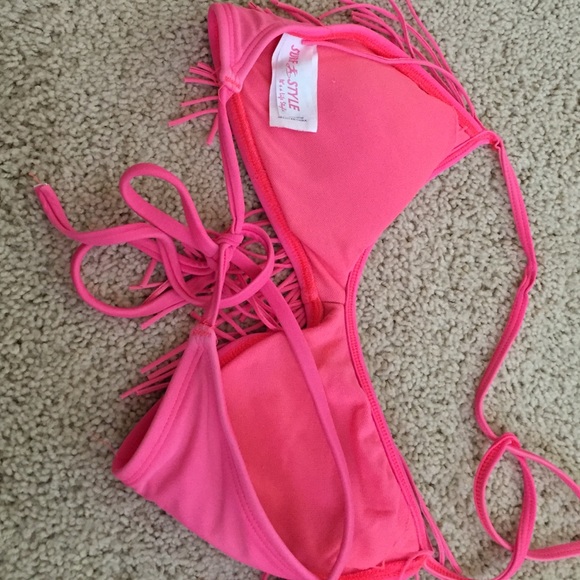 Bathing suit top - Picture 3 of 3