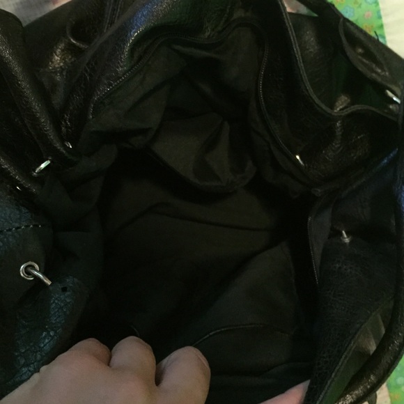 Black handbag - Picture 3 of 3
