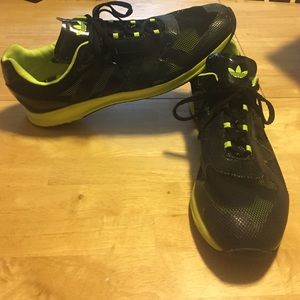 Men's Adidas sneakers