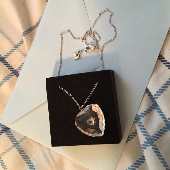 Swarovski! Real chain & Heart SwarovskiPendant!😍