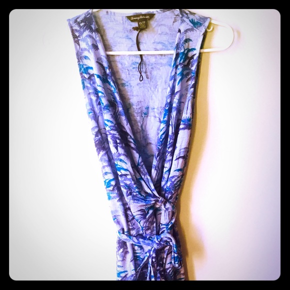 Lovely wrap dress!