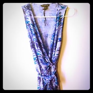 Lovely wrap dress!