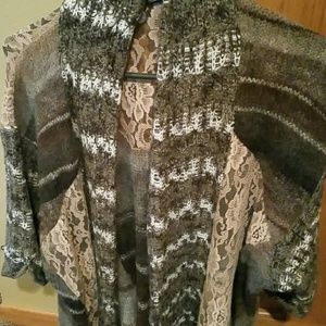 BKE women's sweater