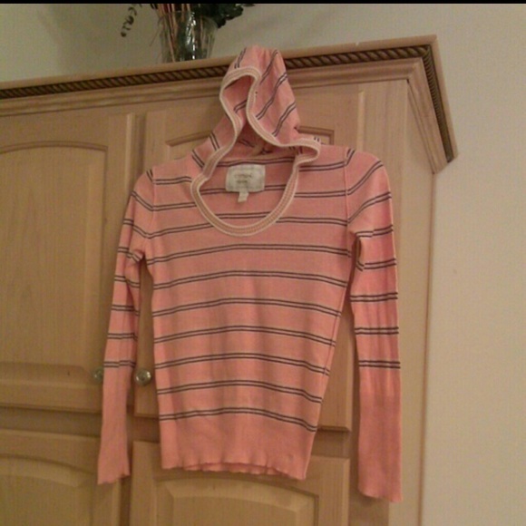 limited too Other - Limited too peach lng sleeve striped hooded top