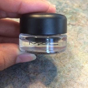 MAC Fluidline Eyeliner.