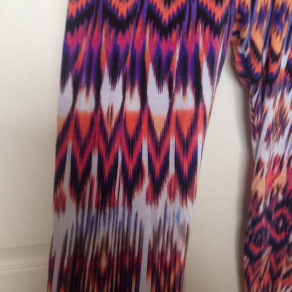 Patterned leggings!! - Picture 2 of 3