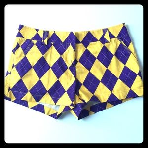 Loud Mouth Shorts: size 6