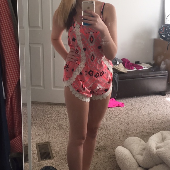 Romper - Picture 2 of 2