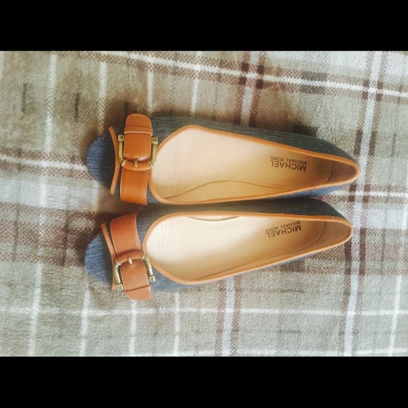 MK shoe - Picture 2 of 2