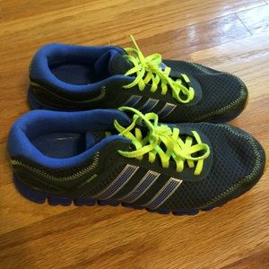 Used Adidas Womens Size 11