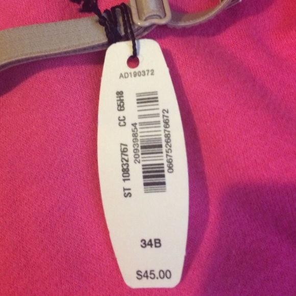 Victoria secret nude kinda push up bra - Picture 2 of 2