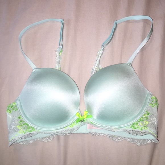Like new Victoria's Secret bra