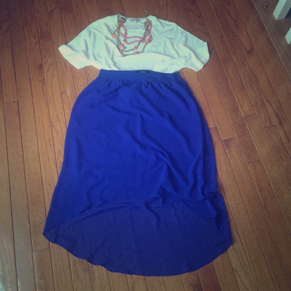 💥SOLD💥 Blue High-Low Skirt