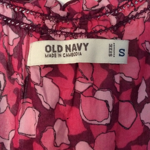 Pink patterned Old Navy top - Picture 3 of 3