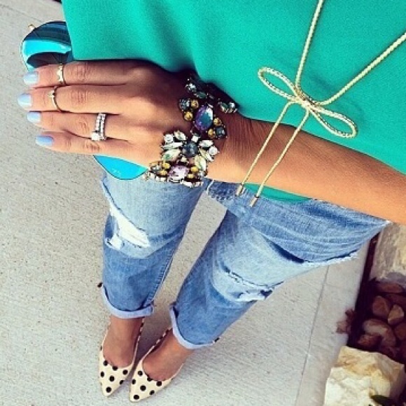 ️NWT Long Bow Necklace - GOLD - Picture 2 of 3