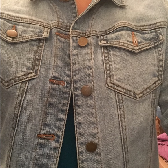 Adorable jean jacket - Picture 3 of 4