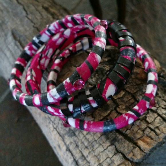 Handmade set of Bangles - Picture 2 of 3