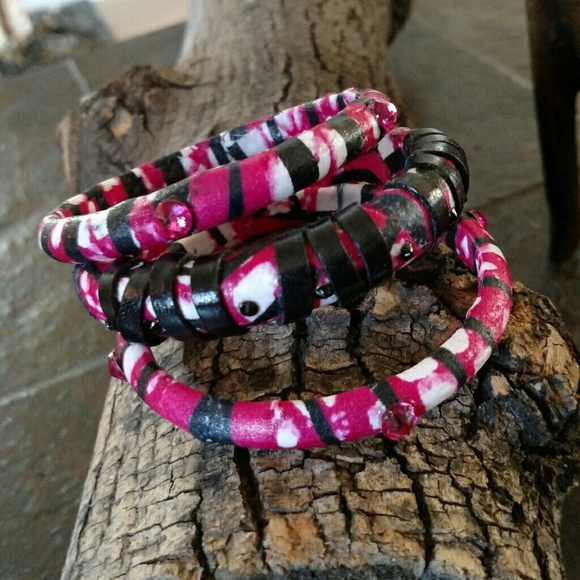 Handmade set of Bangles - Picture 3 of 3