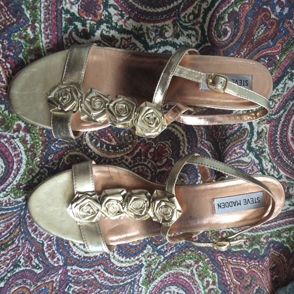 Steve Madden size 10 leather dress sandals