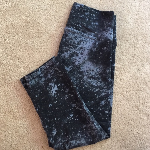 Printed workout capris.